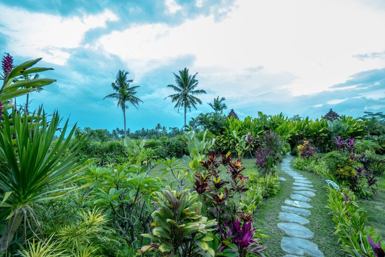 Malaya Villas Ubud テガララン エクステリア 写真