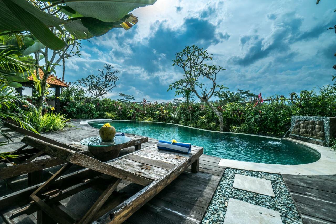 Malaya Villas Ubud テガララン エクステリア 写真