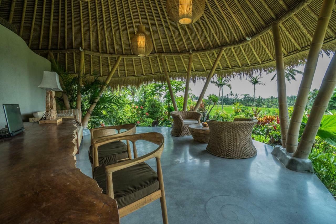 Malaya Villas Ubud テガララン エクステリア 写真