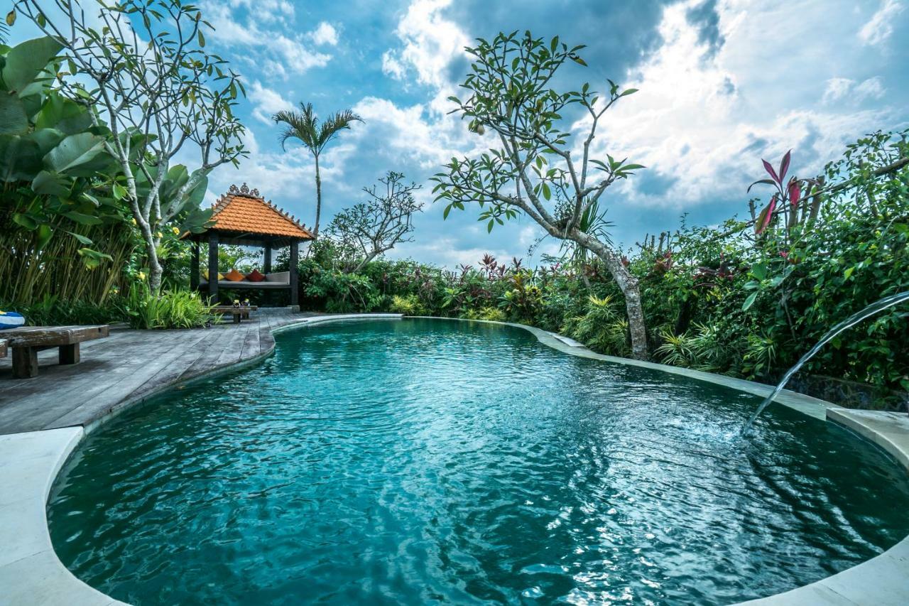 Malaya Villas Ubud テガララン エクステリア 写真