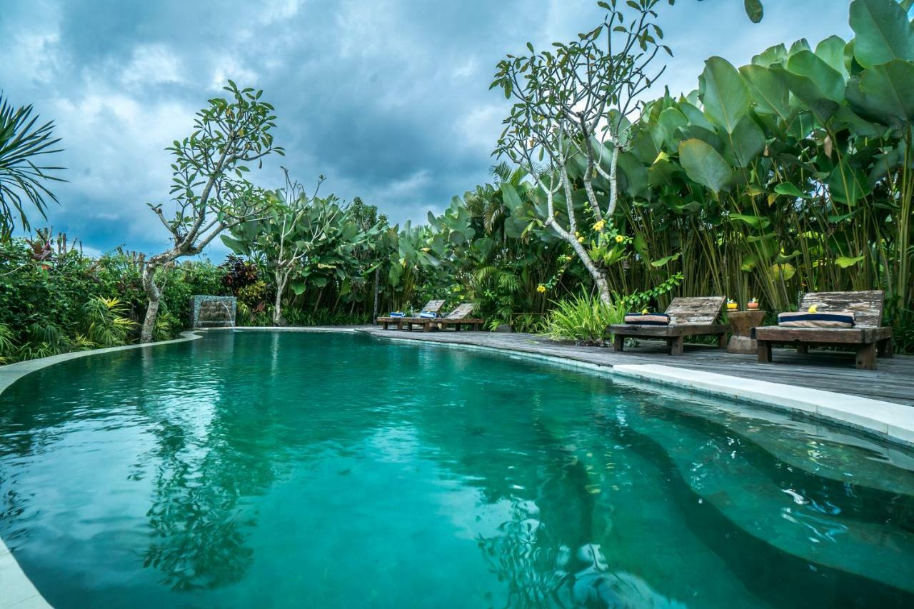 Malaya Villas Ubud テガララン エクステリア 写真